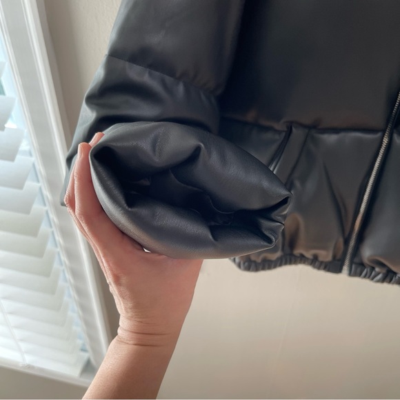 NWT Truth by Republic Faux Leather Puffer Jacket - Picture 4 of 10